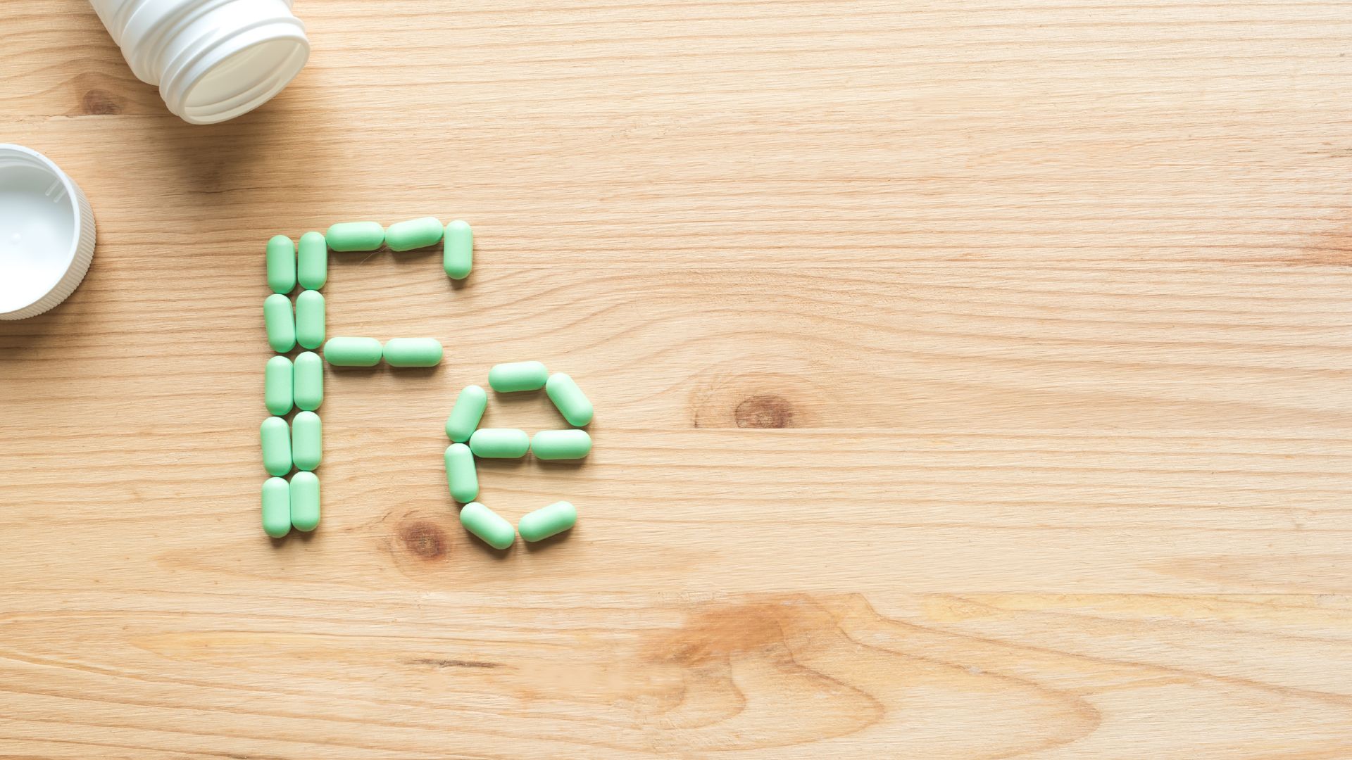 Theo khuyến nghị, mẹ bầu nên bổ sung 27 mg/ngày trong 3 tháng đầu thai kỳ