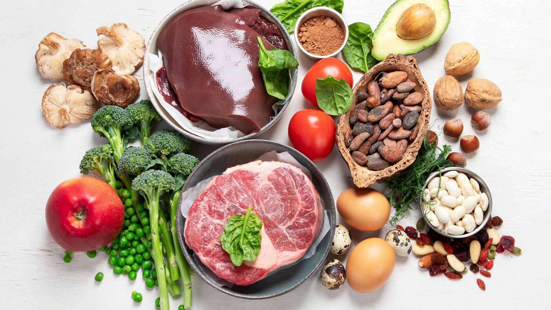 Kết hợp đa dạng các loại thực phẩm giàu sắt để hỗ trợ cơ thể bổ sung sắt từ nguồn tự nhiên