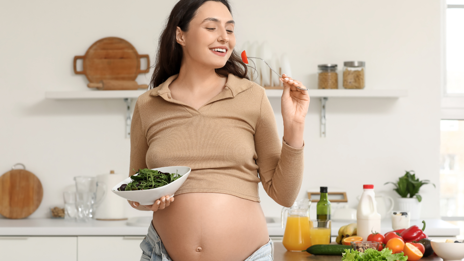 Dinh dưỡng của mẹ ở tháng thứ 5 tác động trực tiếp đến sự phát triển lâu dài của thai nhi