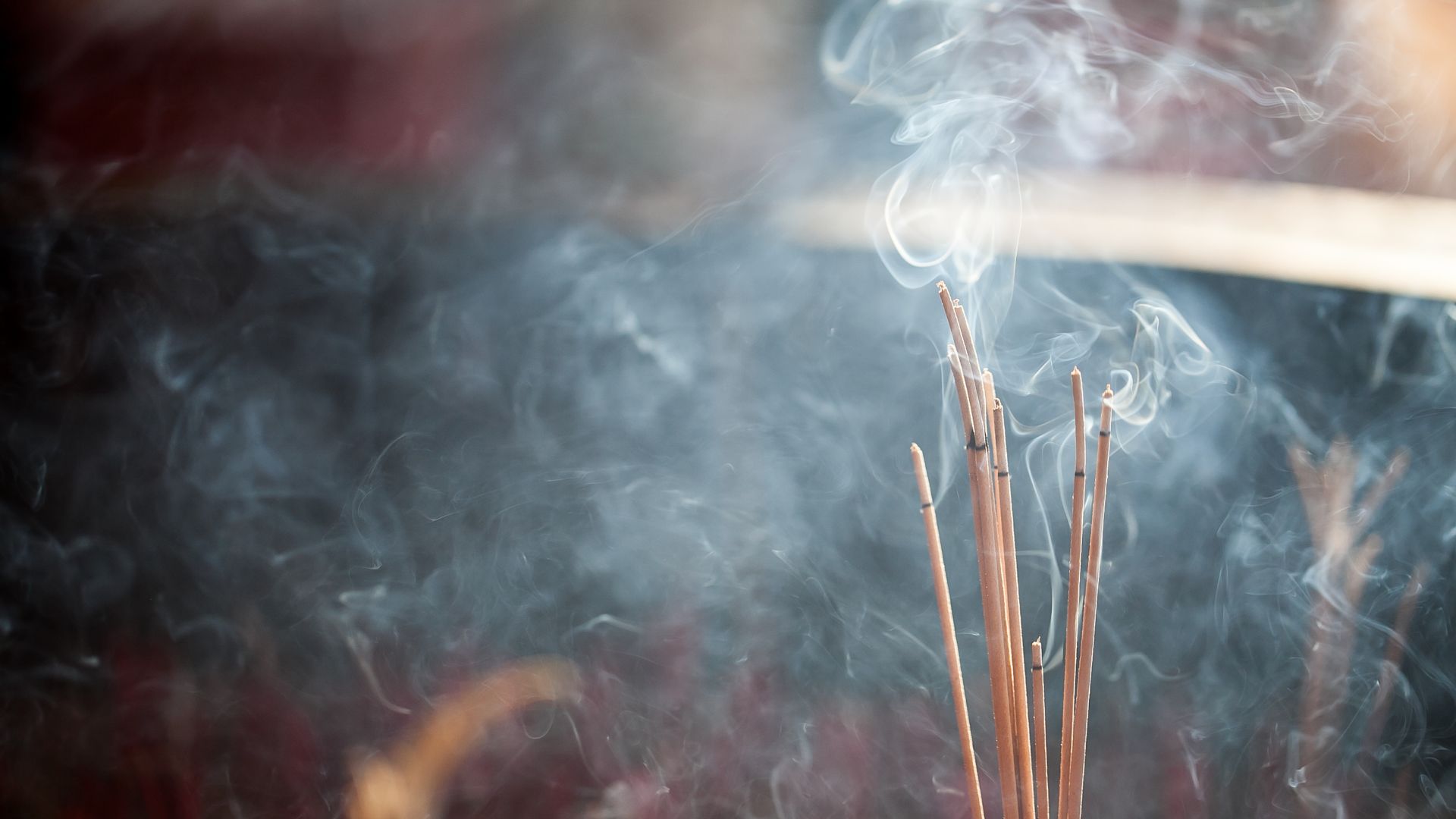 Đi chùa có thể giúp tâm trạng an yên hơn, đặc biệt với phụ nữ mang thai