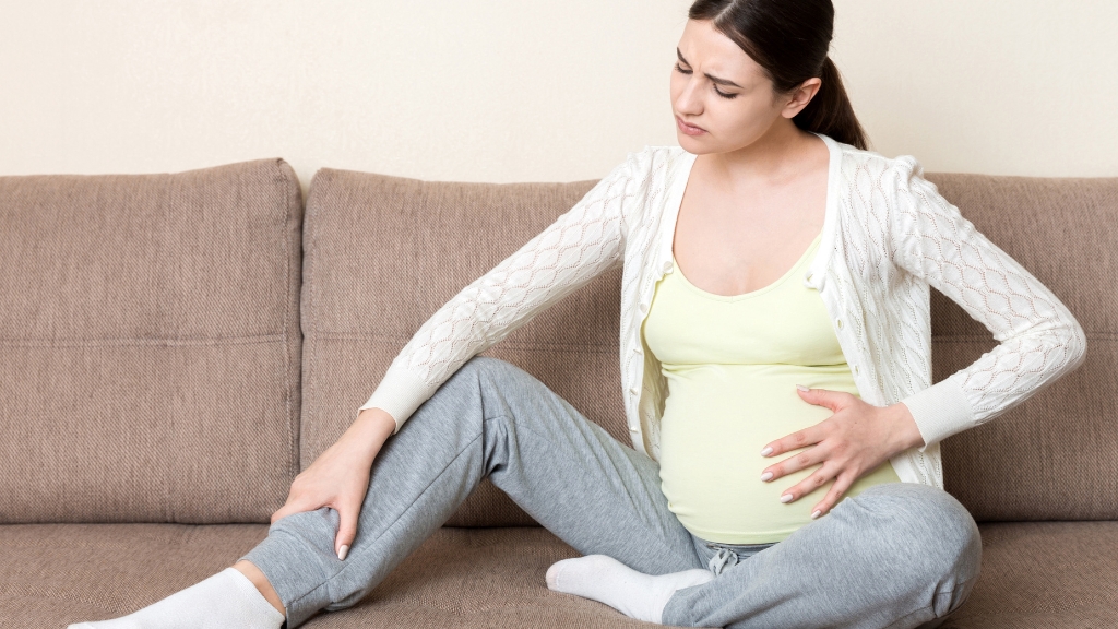 Thai máy, chuột rút và đau nhức về đêm khiến mẹ bầu khó ngủ