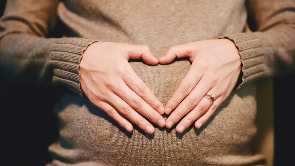 Bầu mấy tháng thì uống sắt - canxi? Hướng dẫn bổ sung đúng cách 1