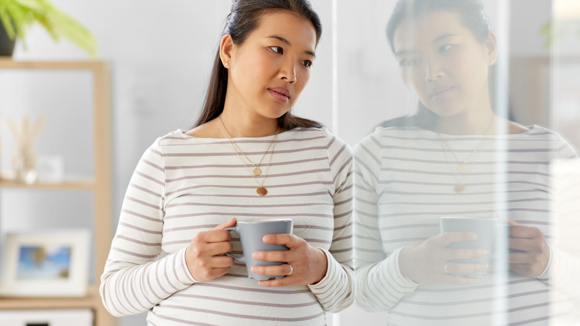 Bầu uống trà thanh nhiệt được không? Những điều cần biết để bảo vệ sức khỏe mẹ và bé 3