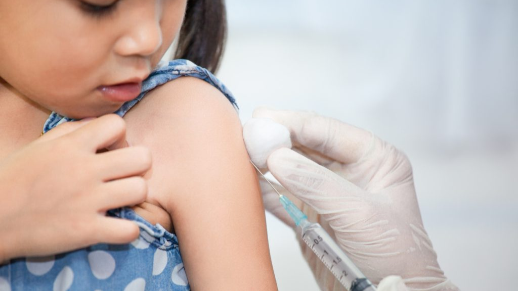 be-6-tuoi-can-tiem-phong-nhung-gi-nhung-dieu-can-luu-y 4.png