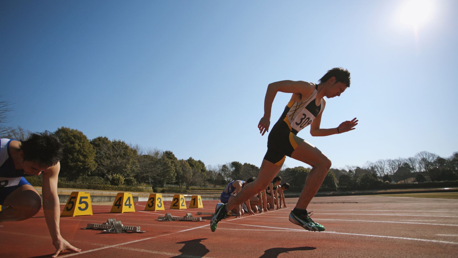 Tỷ lệ mắc căng cơ cao hơn ở nhóm thường xuyên vận động hoặc tập luyện quá sức