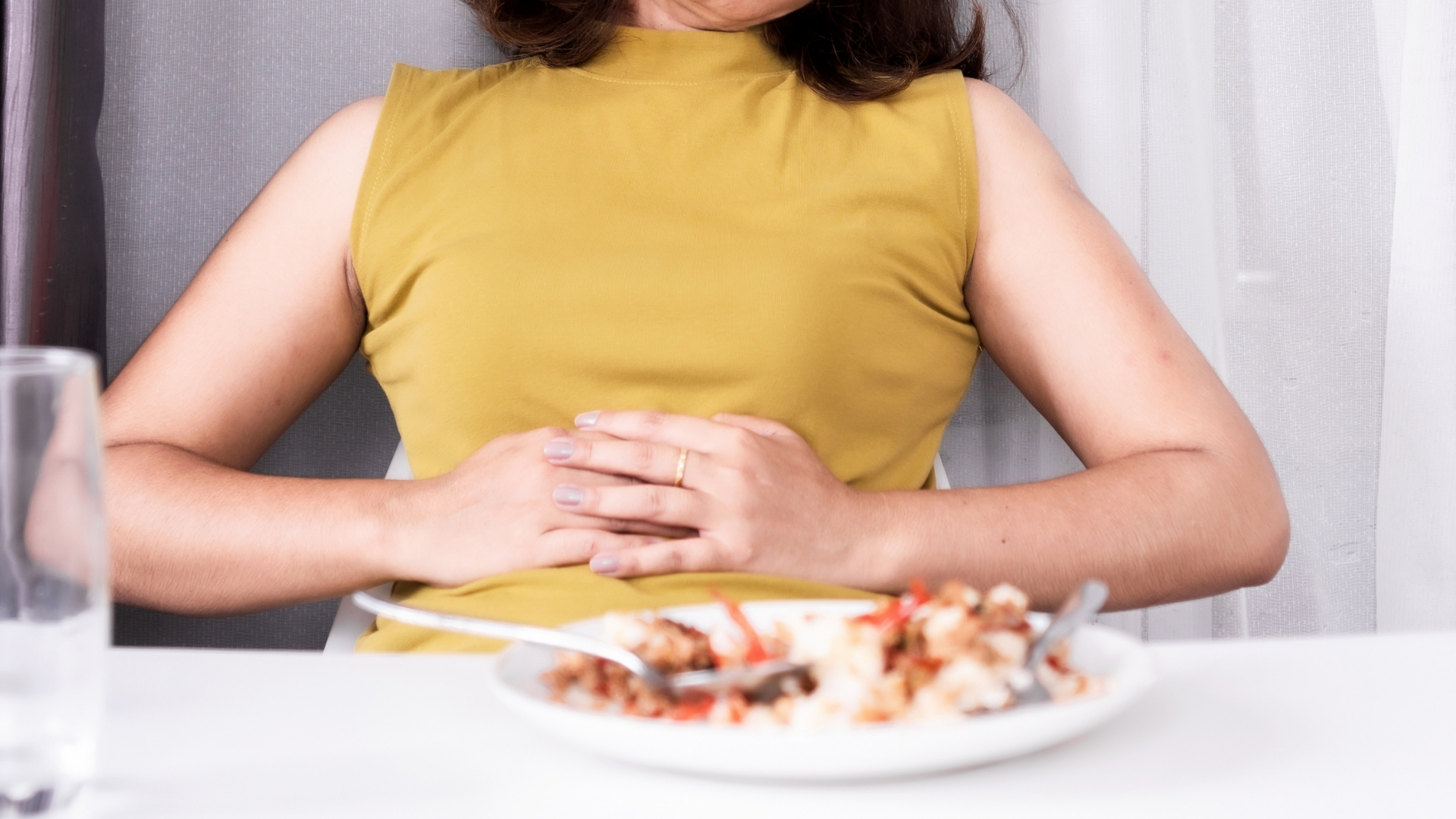 Rối loạn tiêu hóa nhẹ có thể xảy ra do ảnh hưởng đến chức năng chuyển hóa chất béo