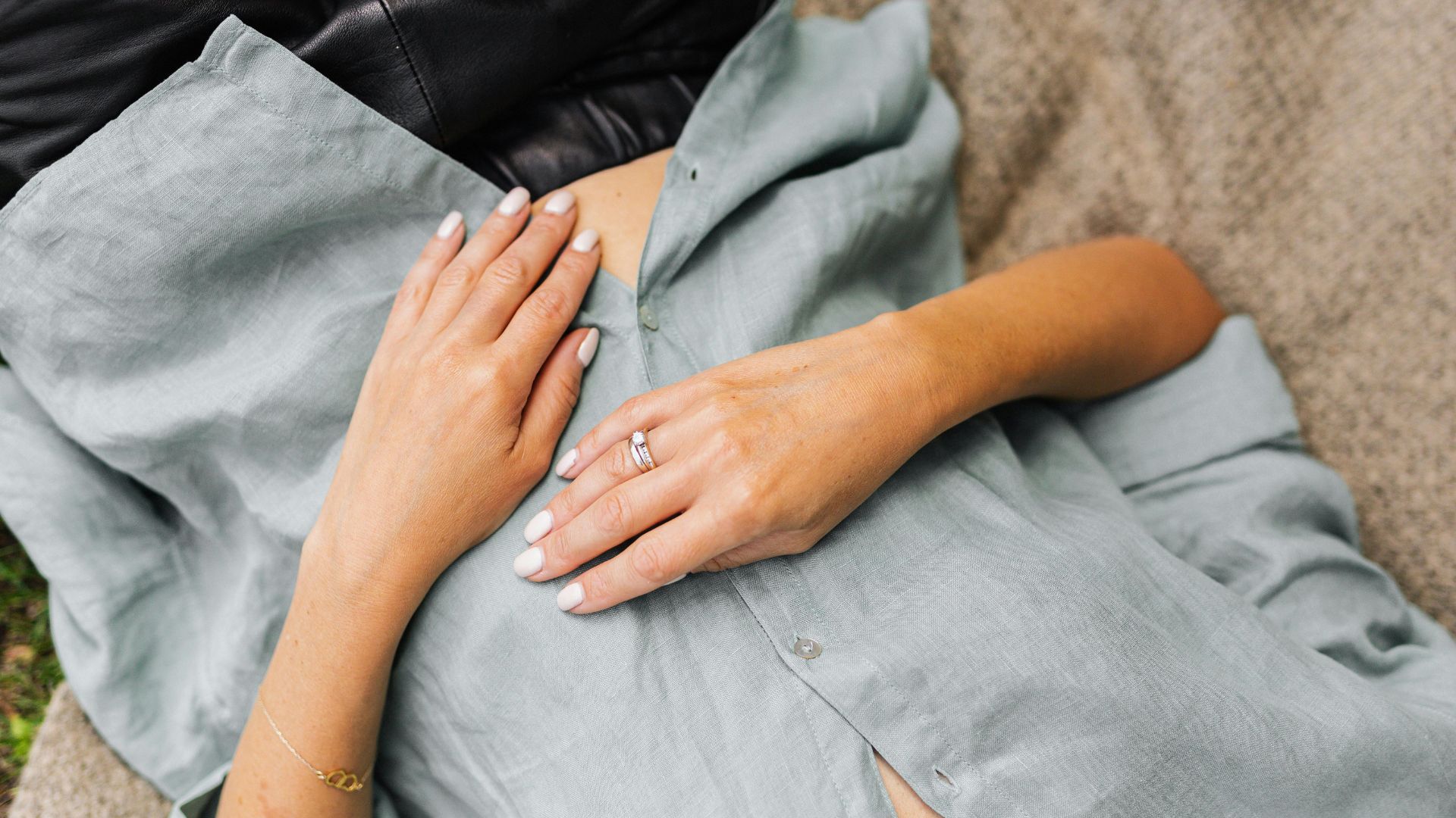 Cảm giác đói cồn cào, mệt mỏi, yếu sức có thể là biểu hiện của hạ đường huyết