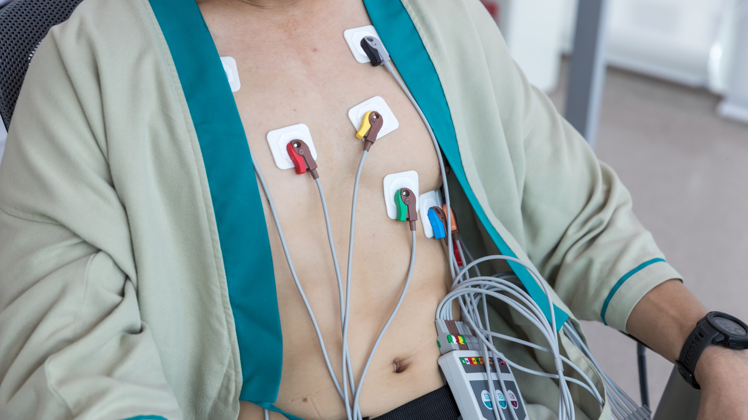 Điện tâm đồ là phương pháp giúp phát hiện các rối loạn nhịp tim có thể gây huyết áp thấp