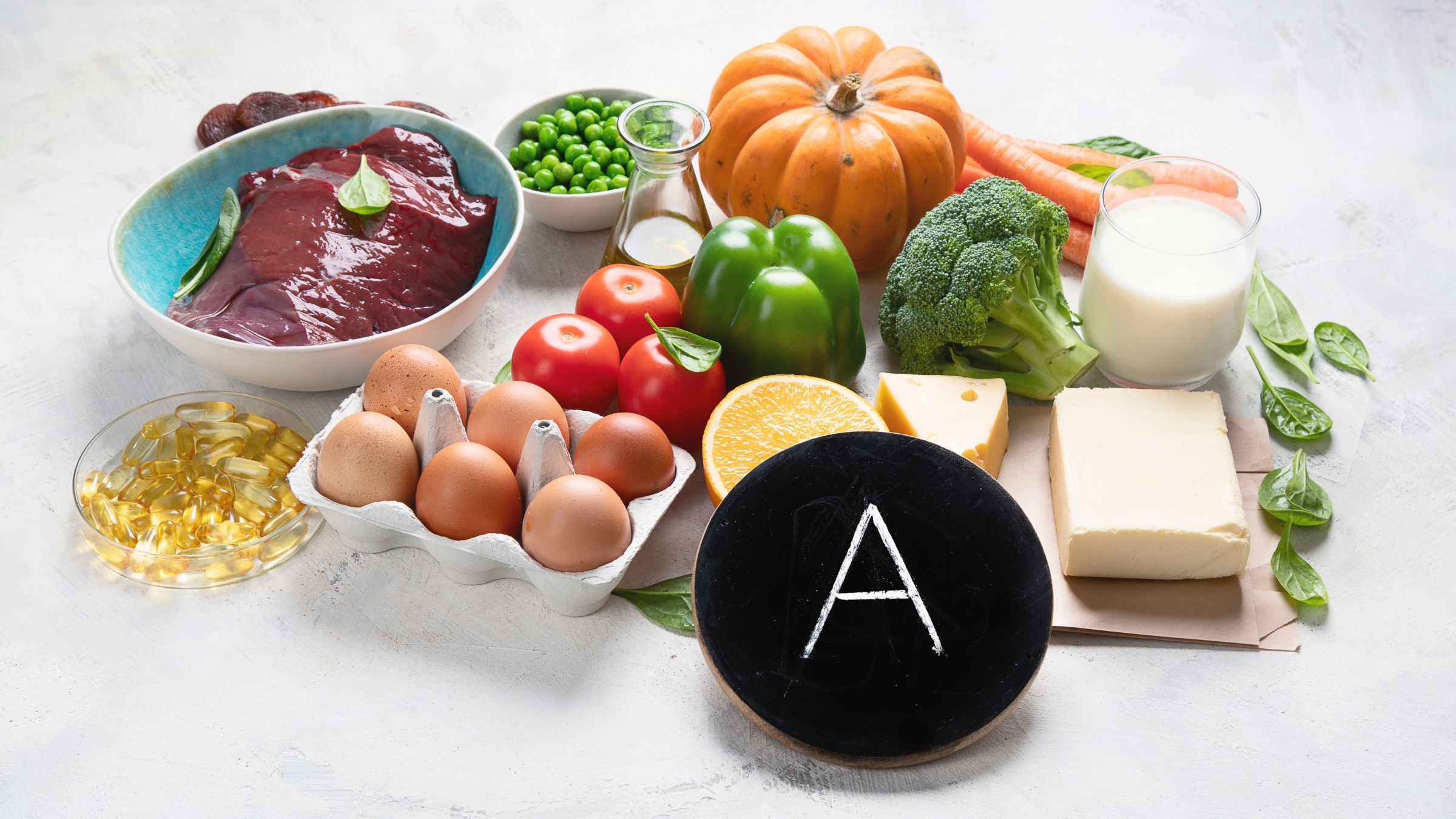 Bổ sung thực phẩm giàu vitamin A giúp duy trì sức khỏe biểu mô mắt