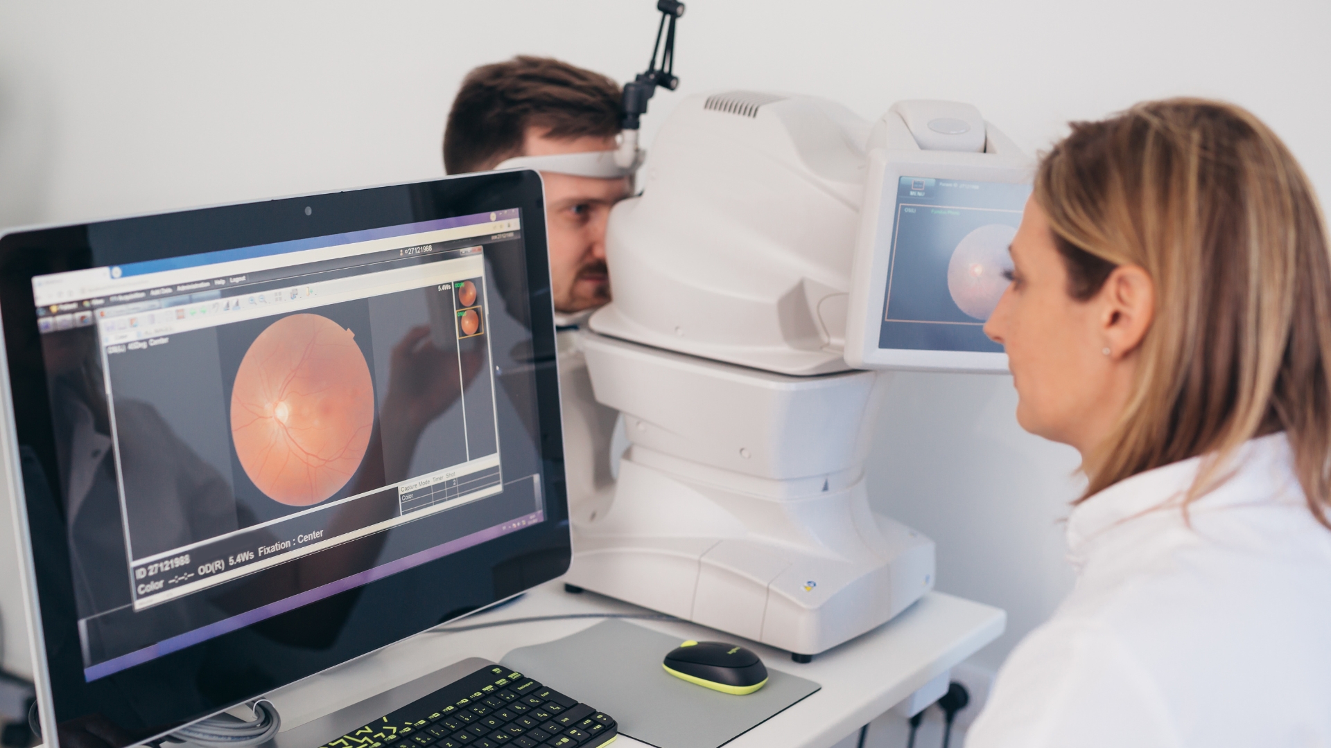 Đánh giá chức năng thị giác giúp xác định mức độ ảnh hưởng của tổn thương võng mạc đến chức năng nhìn