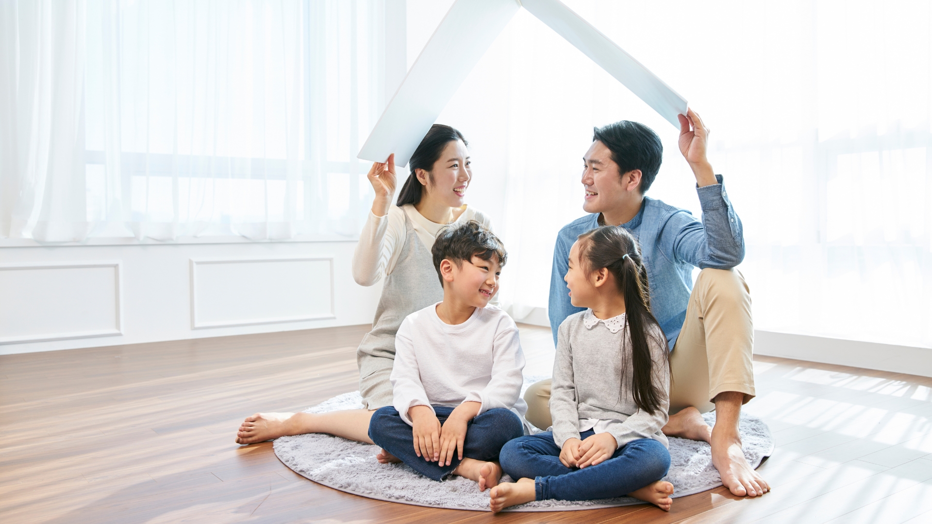 Sự quan tâm, chăm sóc đúng cách từ gia đình là yếu tố nền tảng để hạn chế nguy cơ phát sinh các vấn đề về phát triển