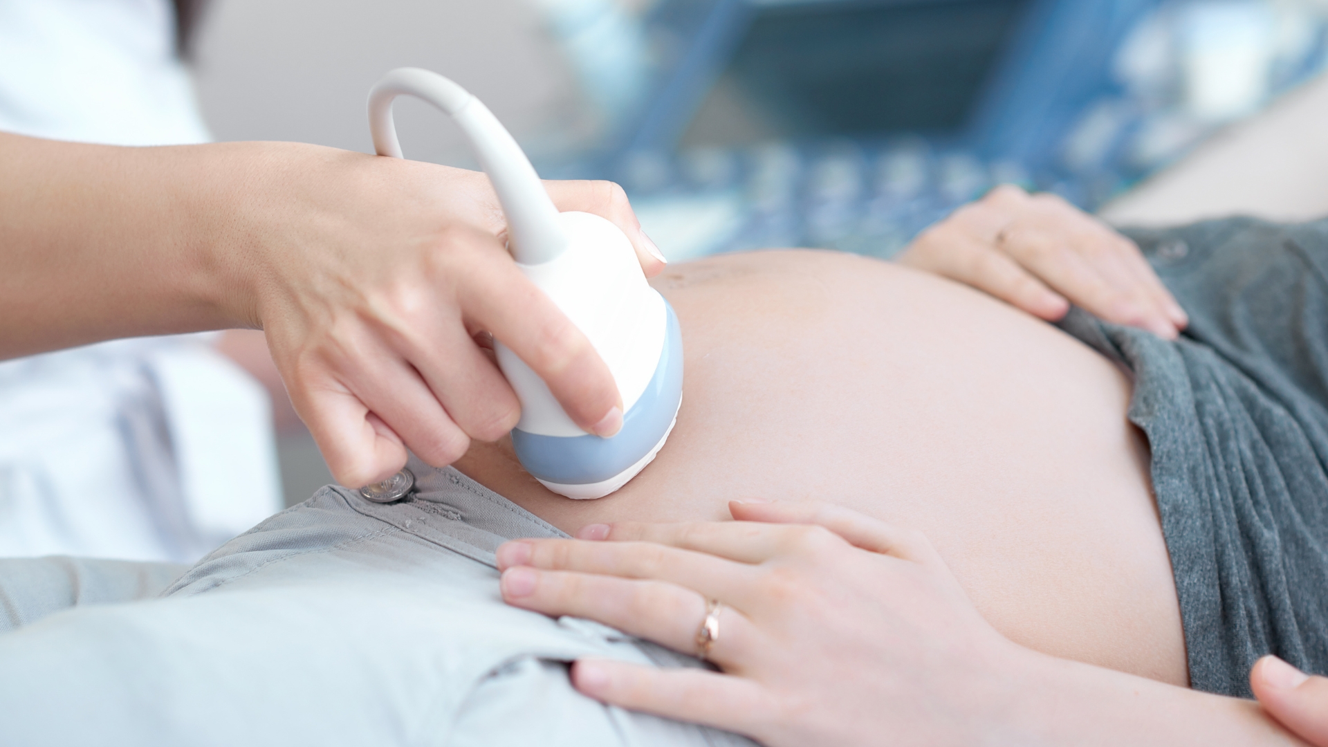 Siêu âm đo chỉ số nước ối là phương pháp phổ biến và có giá trị cao trong chẩn đoán thiếu ối