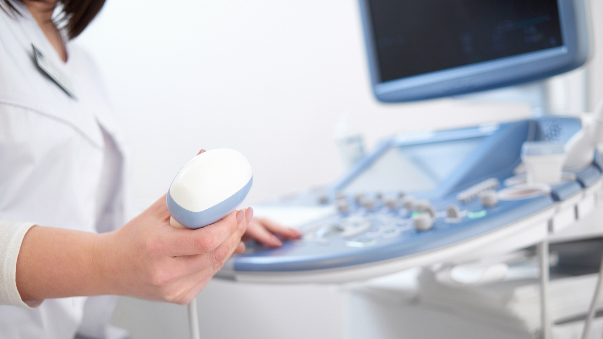 Siêu âm là phương tiện hình ảnh phổ biến, không xâm lấn, giúp xác định vị trí của tinh hoàn