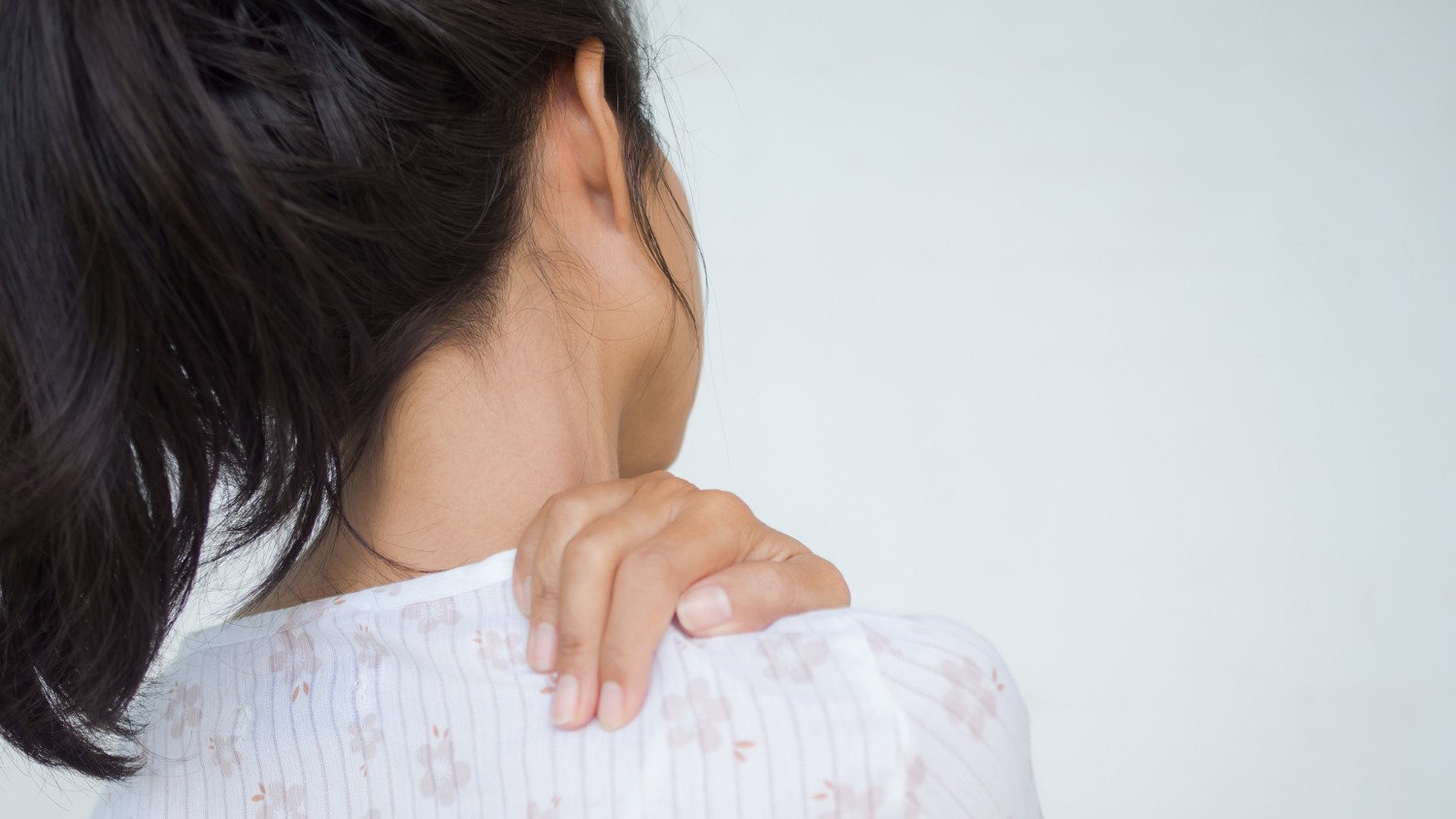 Trật khớp cổ là chấn thương cần được xử trí sớm