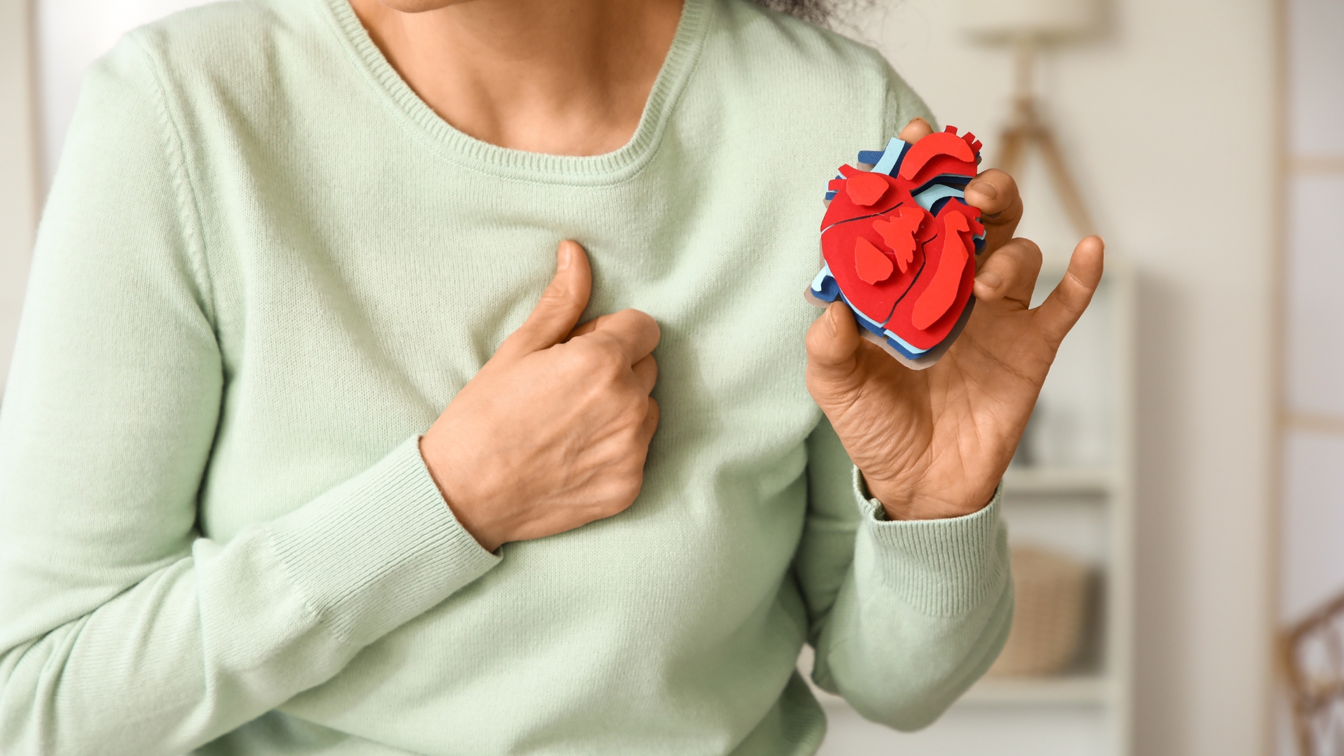 Tụt huyết áp là một trong những dấu hiệu đặc trưng của trụy tim