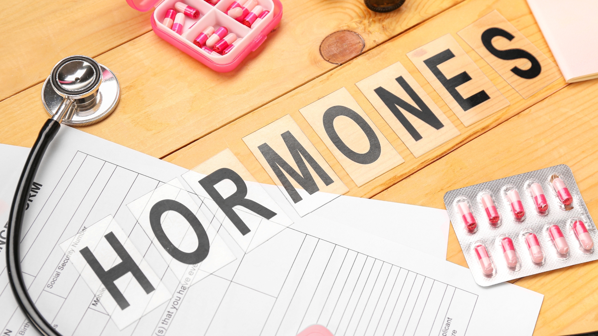 Rối loạn nội tiết có thể là nguyên nhân hình thành u nang ở buồng trứng