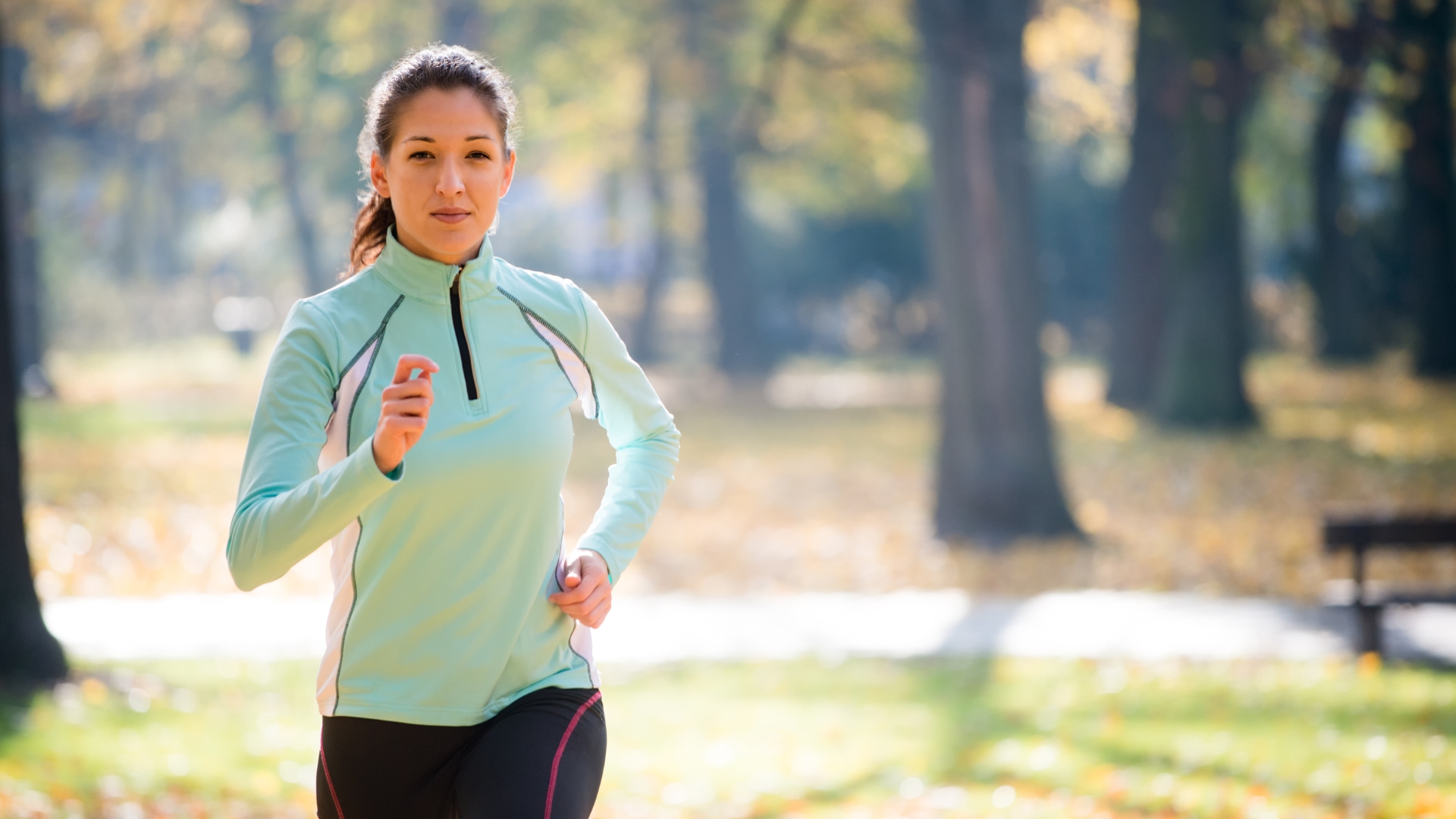 Hoạt động thể chất đều đặn giúp cải thiện tuần hoàn, cân bằng nội tiết và giảm tình trạng viêm