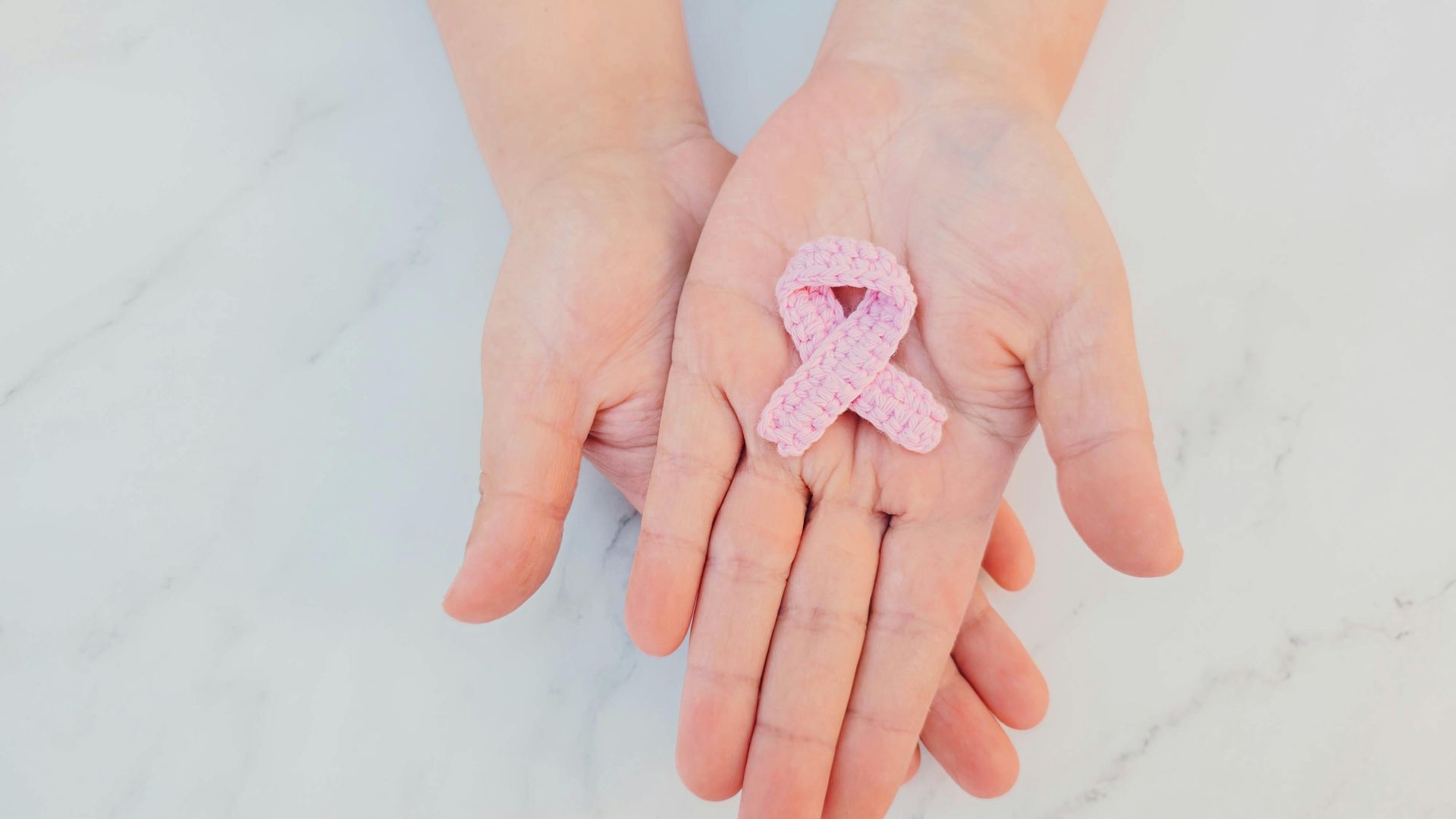 Trẻ cần được theo dõi sát và tuân thủ phác đồ điều trị của bác sĩ