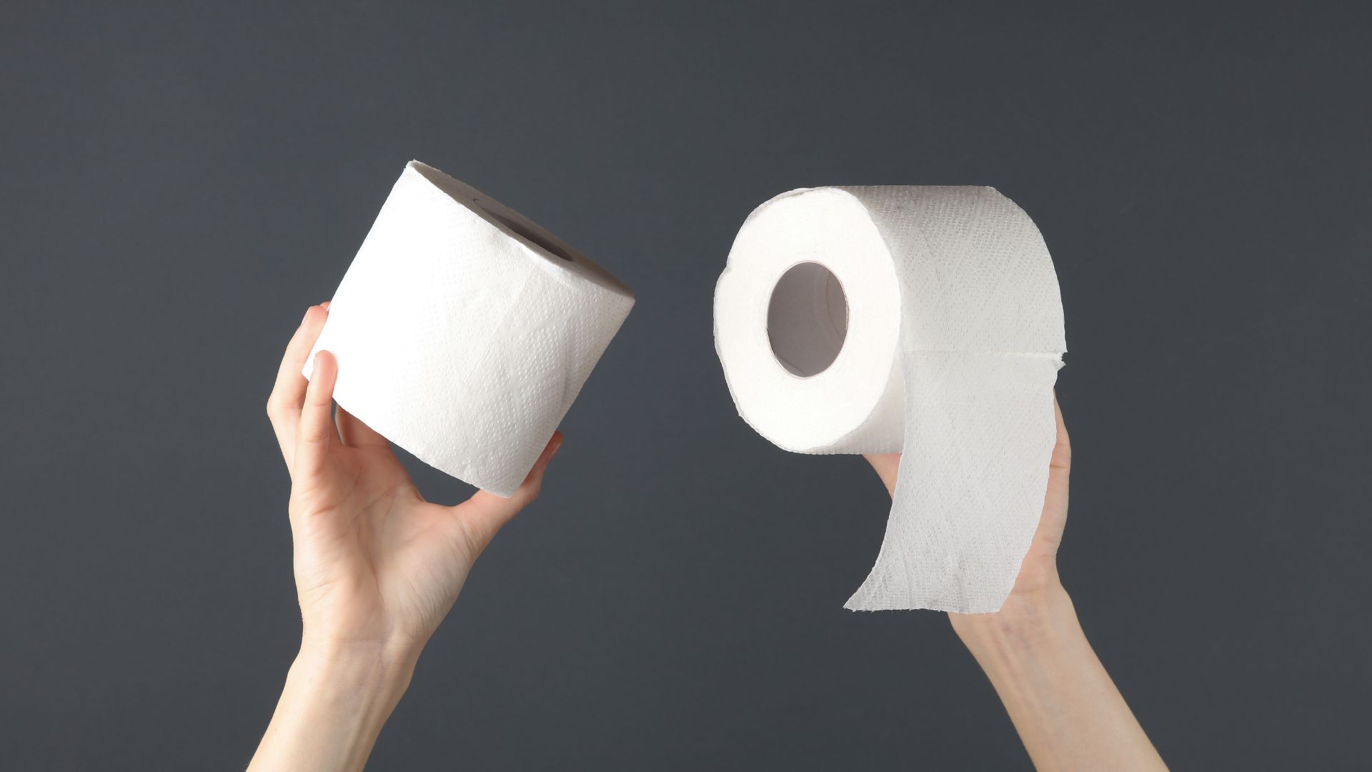 Thay đổi thói quen đi tiêu là một trong những triệu chứng của ung thư trực tràng giai đoạn 1