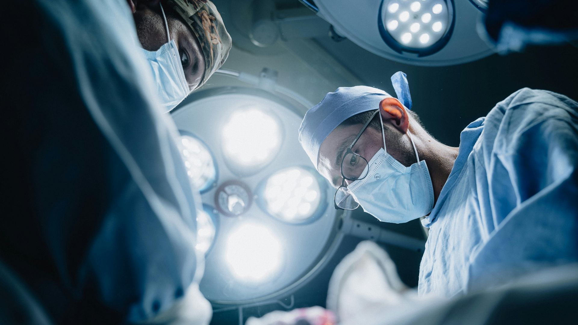 Phẫu thuật là phương pháp điều trị triệt để trong giai đoạn đầu của bệnh