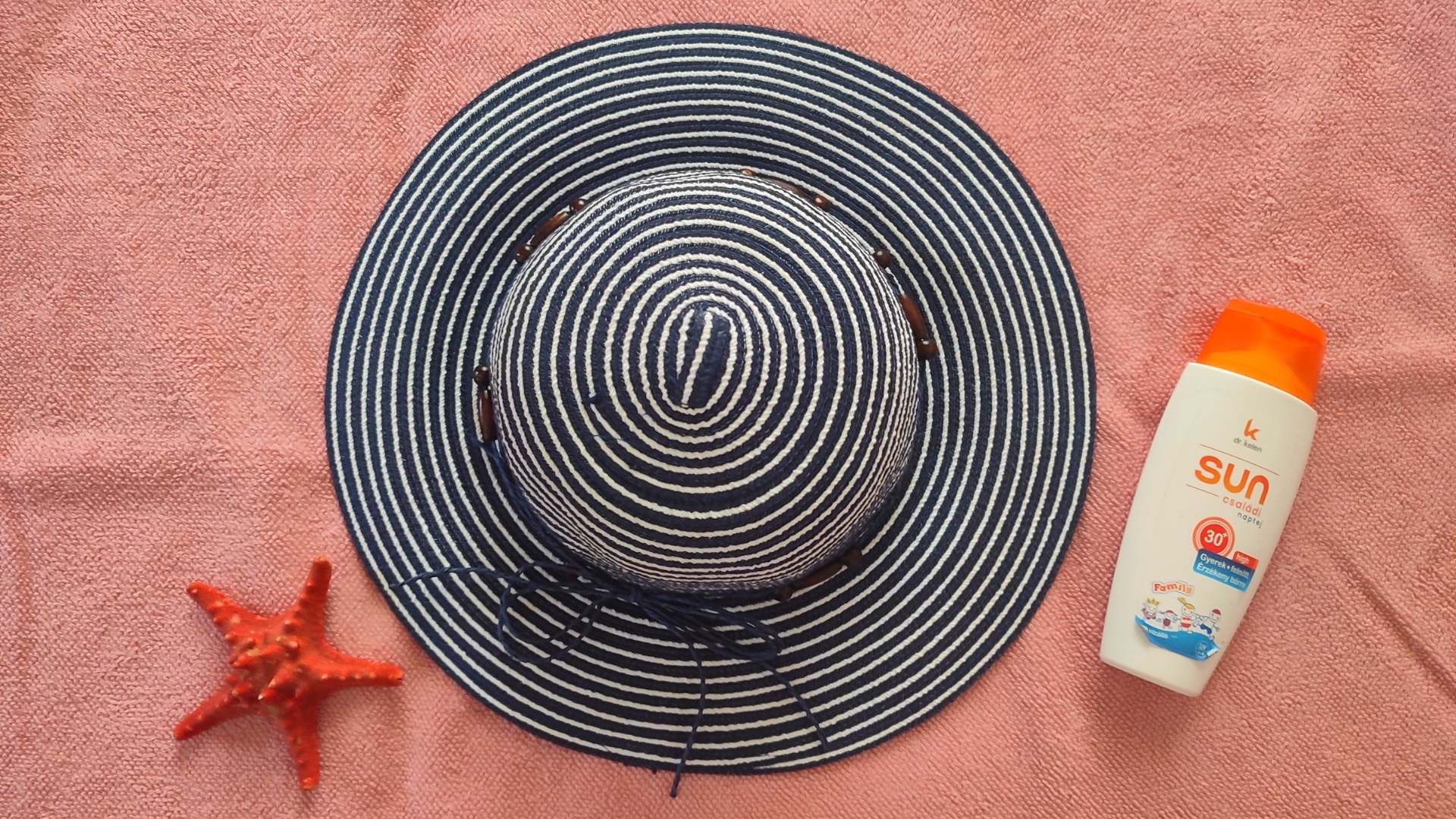 Người bạch tạng cần chú ý bảo vệ da trước tác động của mặt trời để tránh tổn thương da