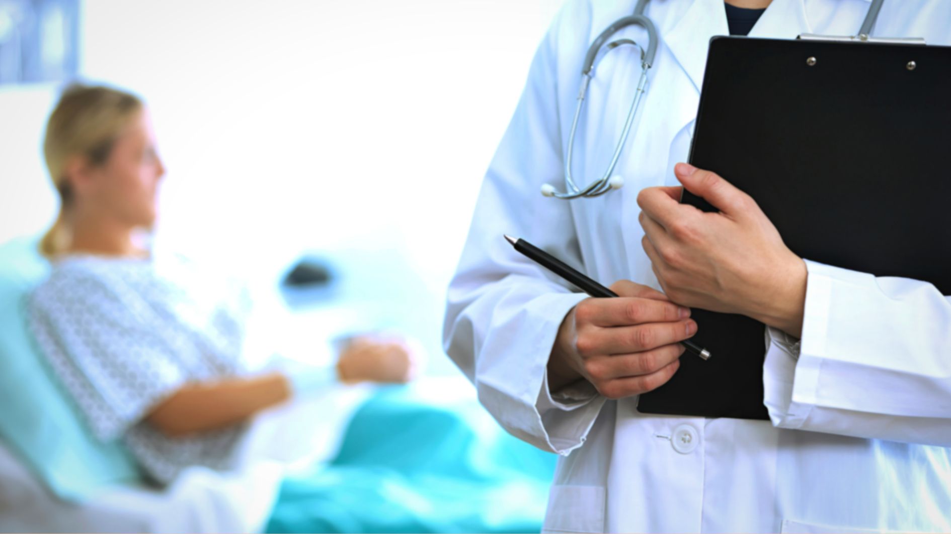 Bệnh bại liệt có chữa được không? Hiện nay chưa có thuốc đặc hiệu điều trị bệnh bại liệt