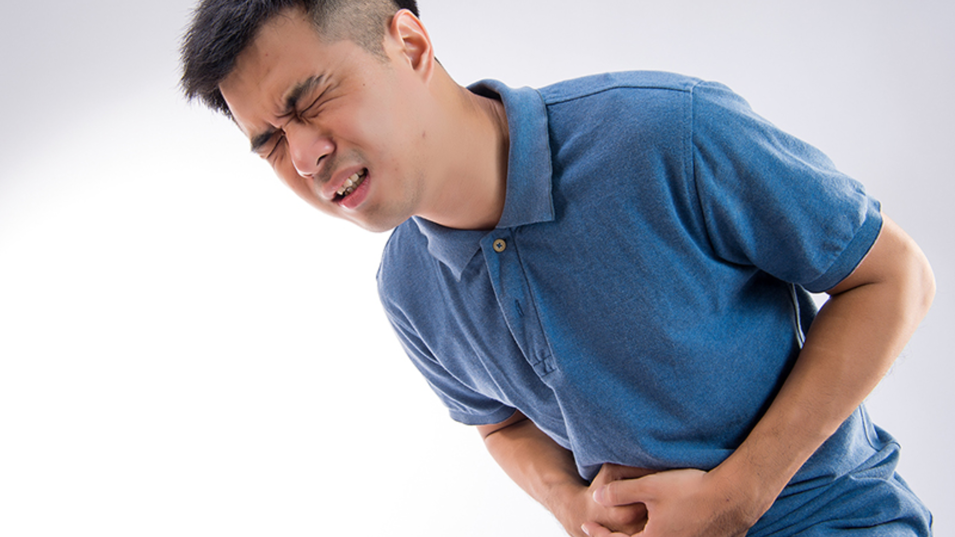 Những cơn đau bụng âm ỉ, tiêu chảy hoặc đầy hơi kéo dài có thể là dấu hiệu nhiễm ký sinh trùng