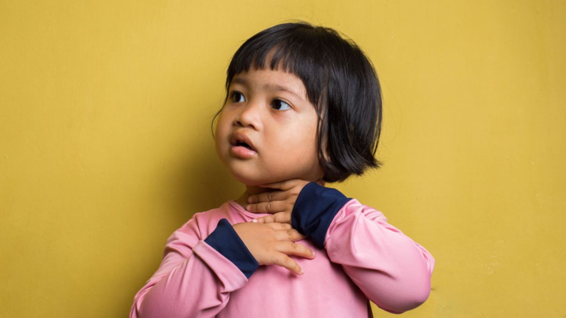Bệnh lý viêm tuyến giáp có thể là yếu tố làm tăng nguy cơ mắc bệnh bướu cổ