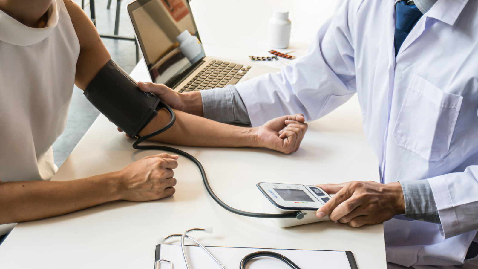 Theo dõi sức khỏe định kỳ