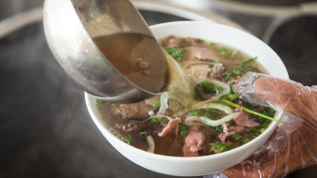 Bệnh nhân đau dạ dày ăn phở được không? 4