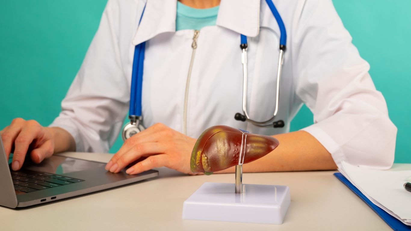 Chi phí điều trị viêm gan C dao động 25 - 45 triệu đồng