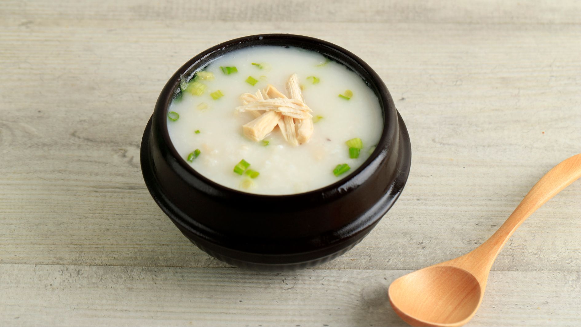 Cháo là món ăn dễ tiêu, phù hợp khi bị cúm