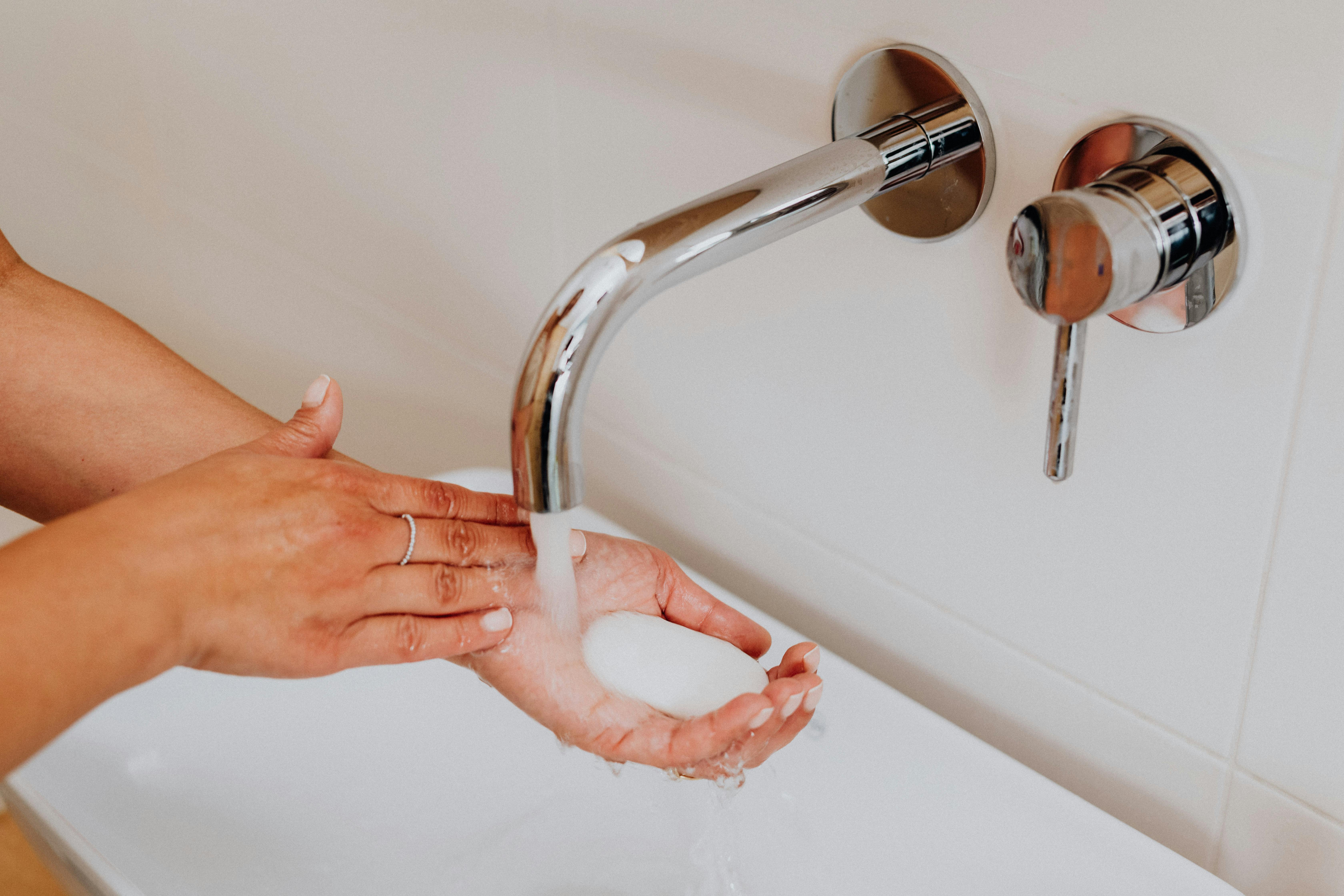 Bị kiến ba khoang cắn bôi gì? Lưu ý khi dùng thuốc bôi kiến ba khoang cắn 3