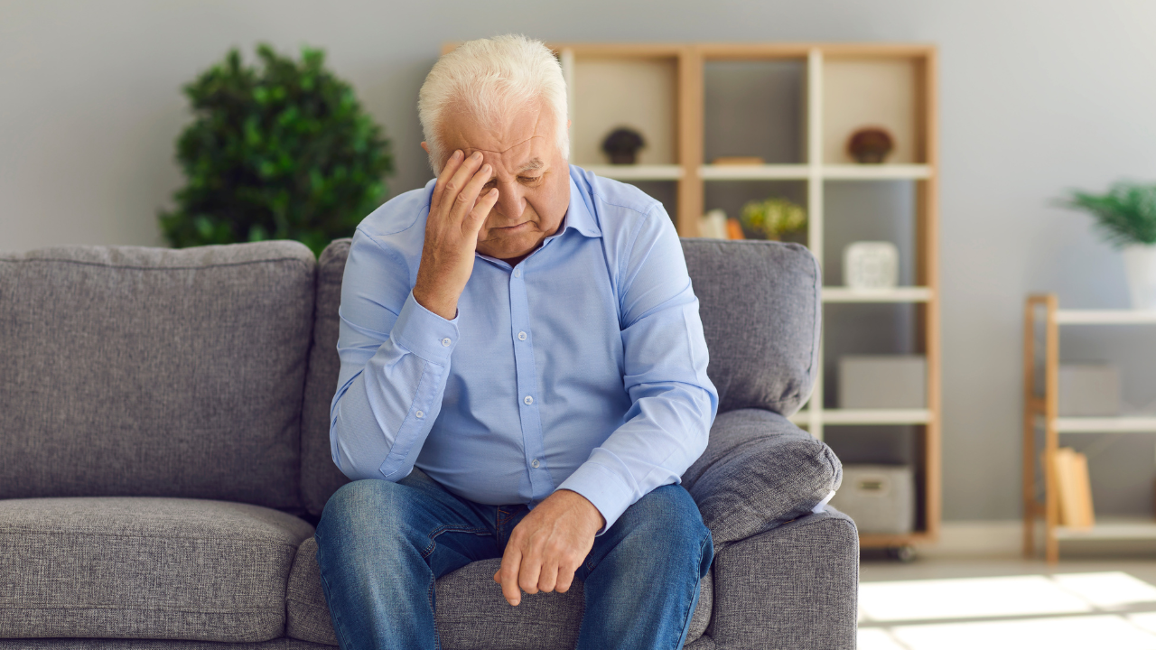 Bị suy nhược cơ thể ở người già nguy hiểm như thế nào? 2