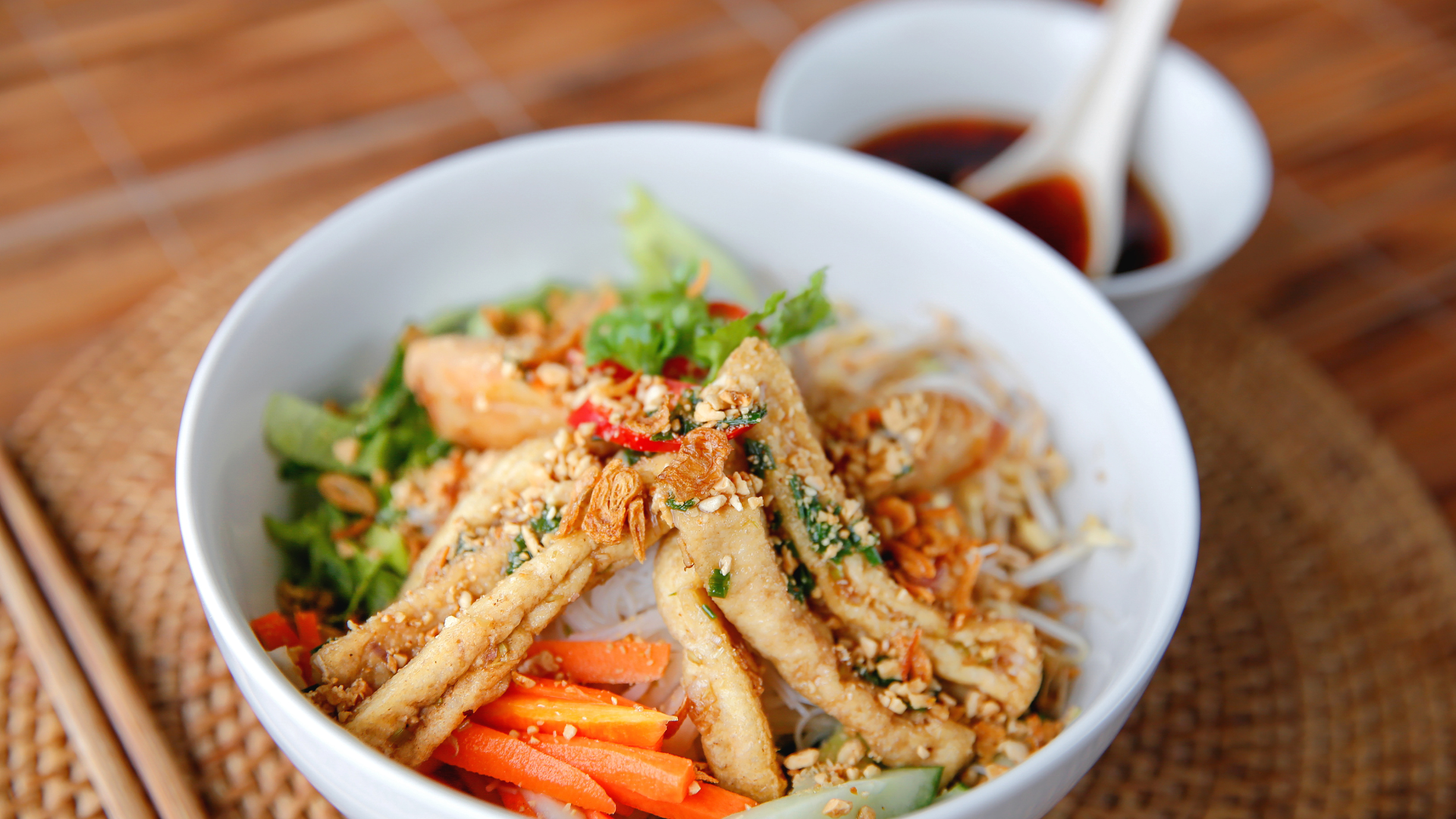 Cách ăn bún phù hợp khi bị thủy đậu