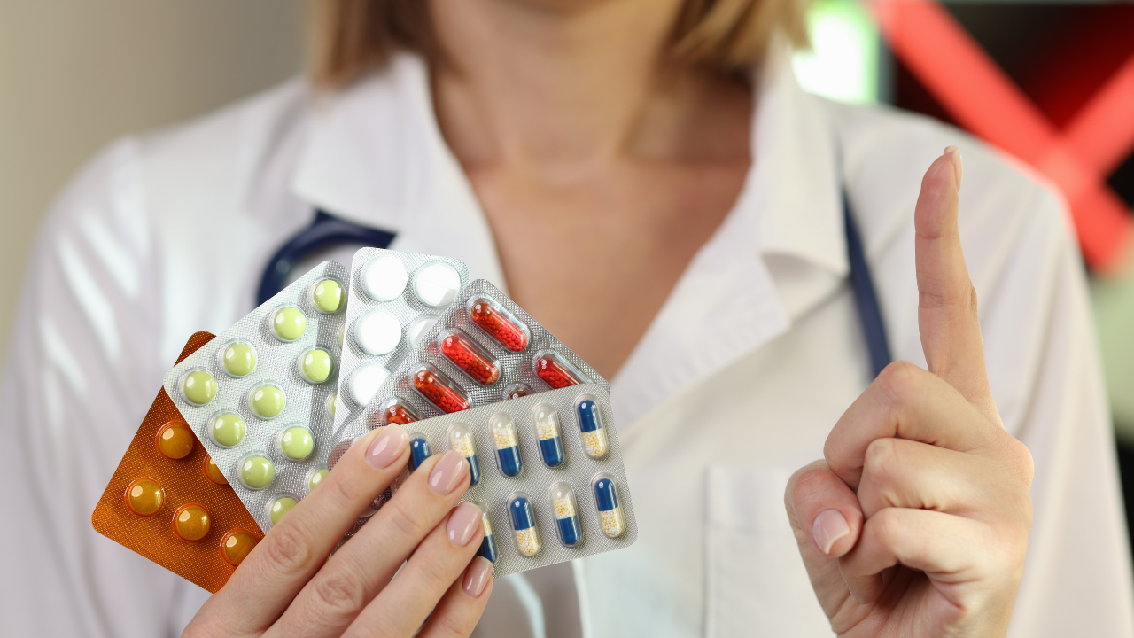 Phác đồ điều trị trào ngược dịch mật sử dụng thuốc theo chỉ định của bác sĩ