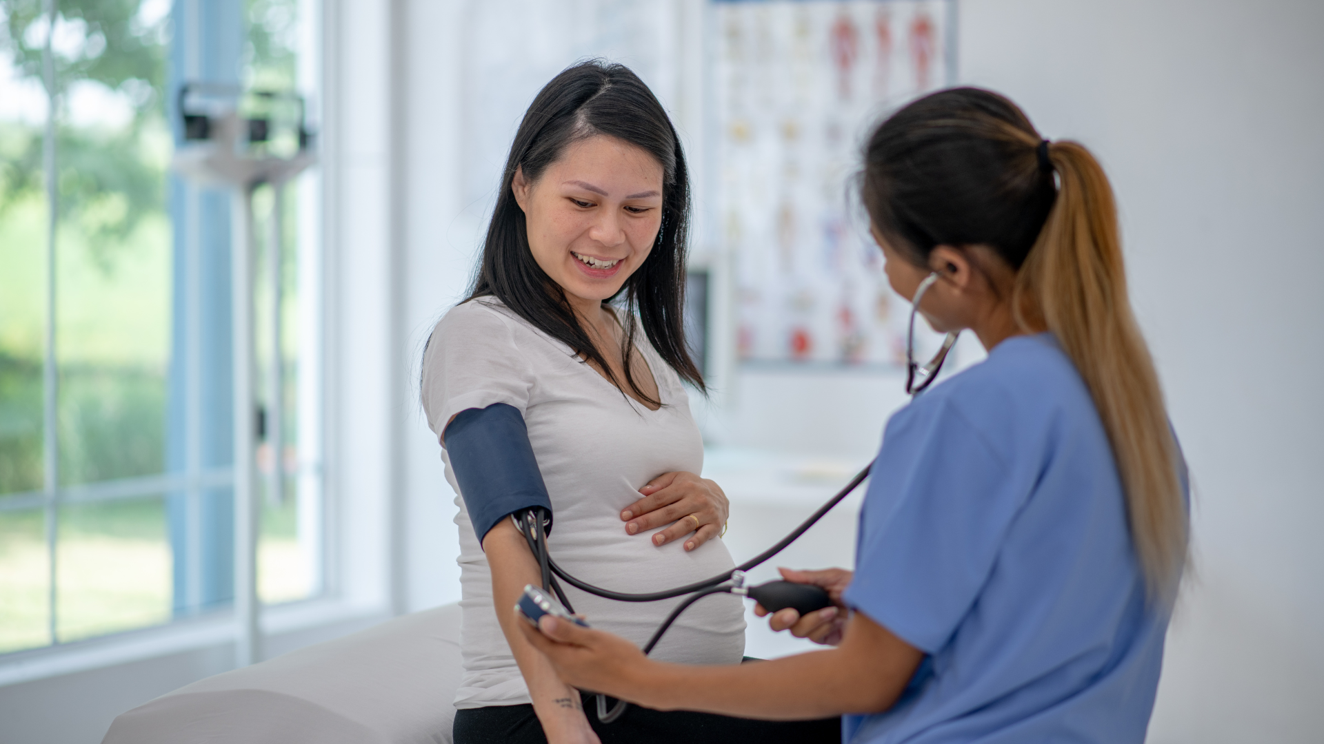 Bị tụt huyết áp khi mang thai phải làm sao? Hướng dẫn cách xử lý dành cho mẹ bầu4