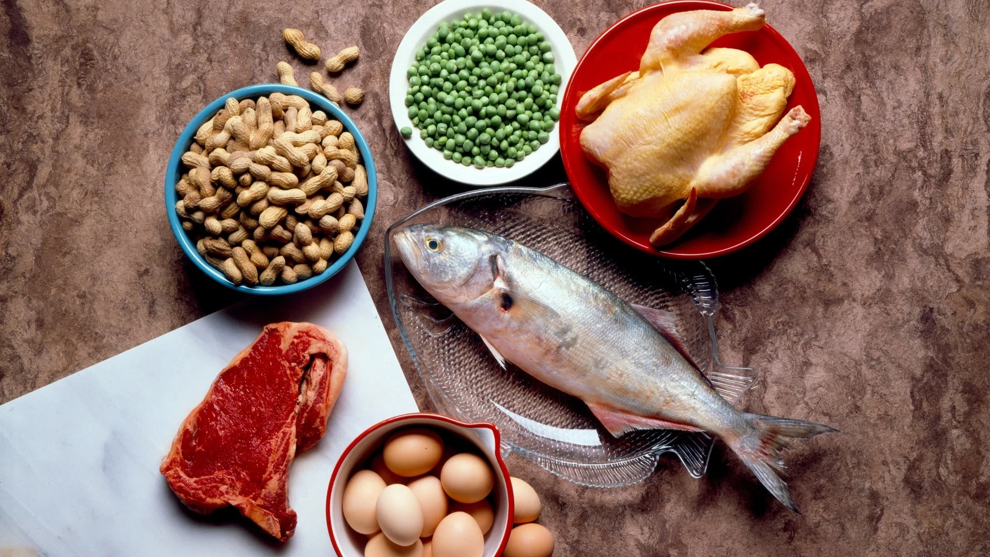 Người bị vi khuẩn HP nên ưu tiên bổ sung rau xanh, protein dễ tiêu