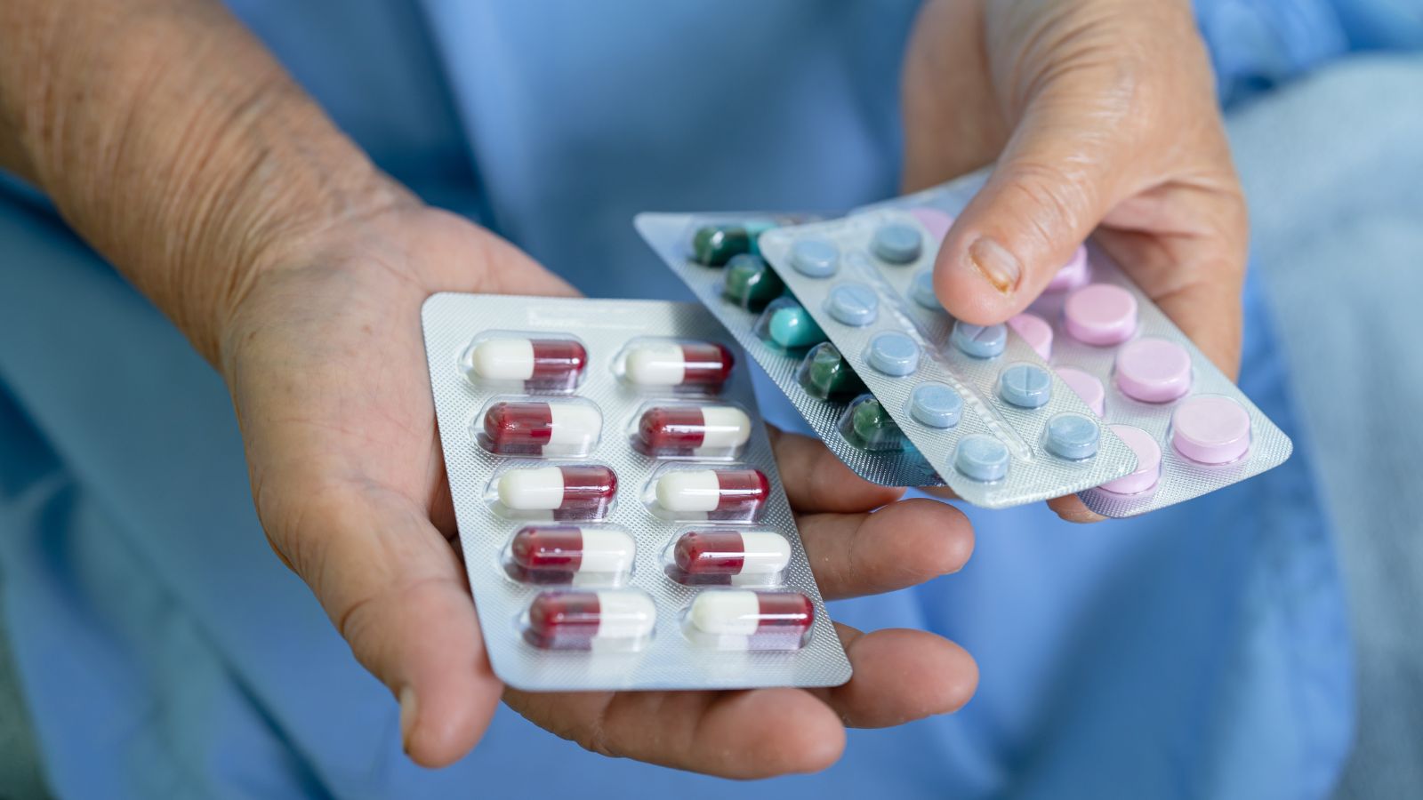 Có thể sử dụng các loại thuốc hạ sốt theo đúng hướng dẫn của chuyên gia y tế