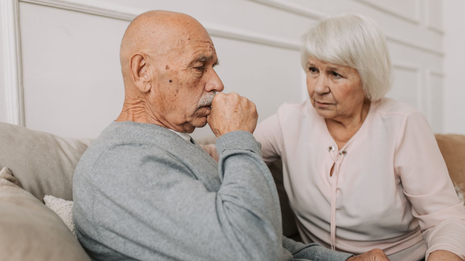 Càng lớn tuổi, hệ thống dẫn truyền tim càng dễ bị thoái hóa