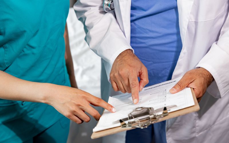 Bơm IUI chi phí bao nhiêu là thắc mắc thường gặp của các cặp vợ chồng hiếm muộn