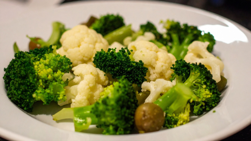 Thường xuyên ăn bông cải trắng giúp bảo vệ tim mạch và xương chắc khỏe