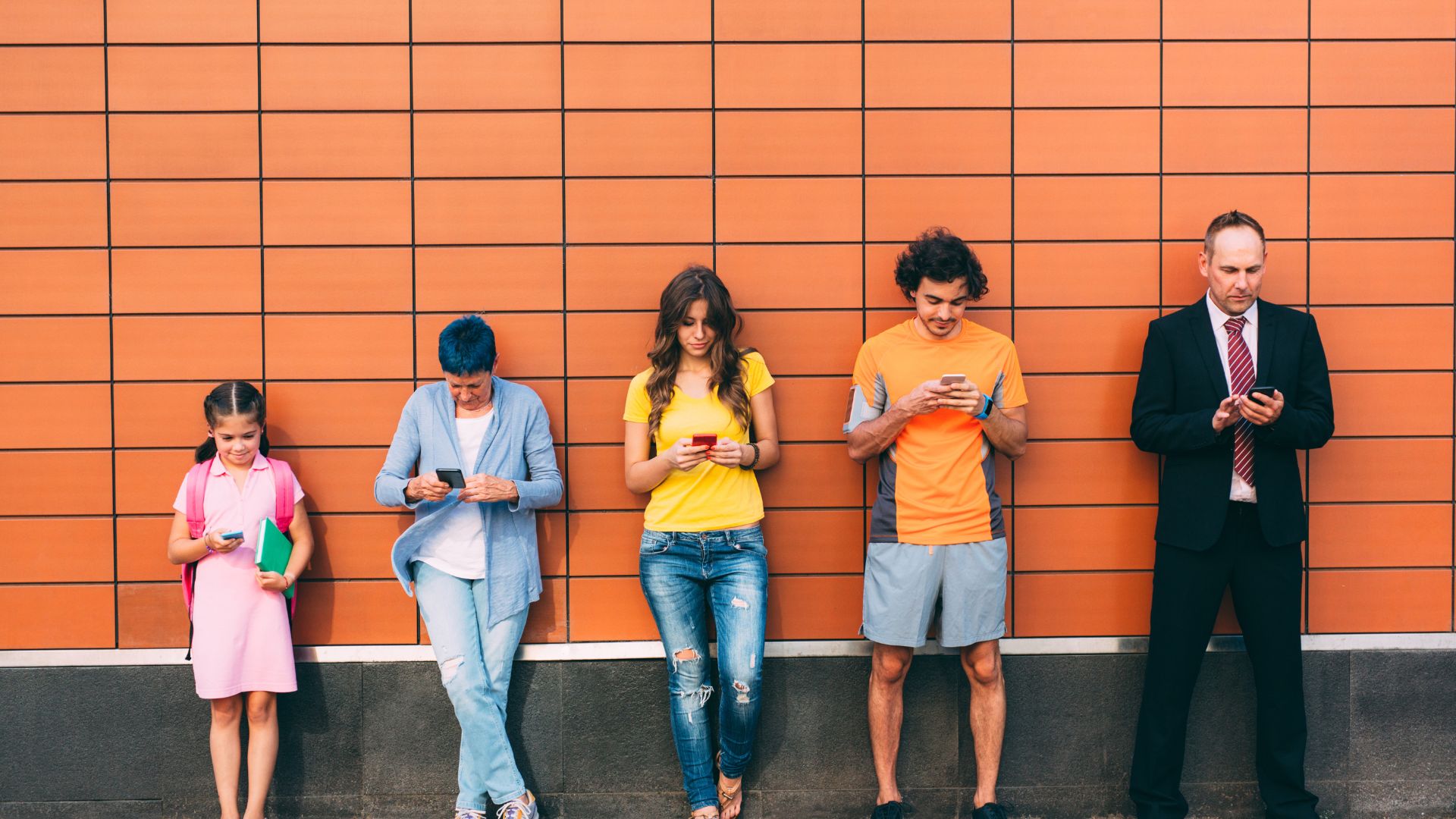 Độ tuổi của người bị bong gân ảnh hưởng trực tiếp đến thời gian hồi phục