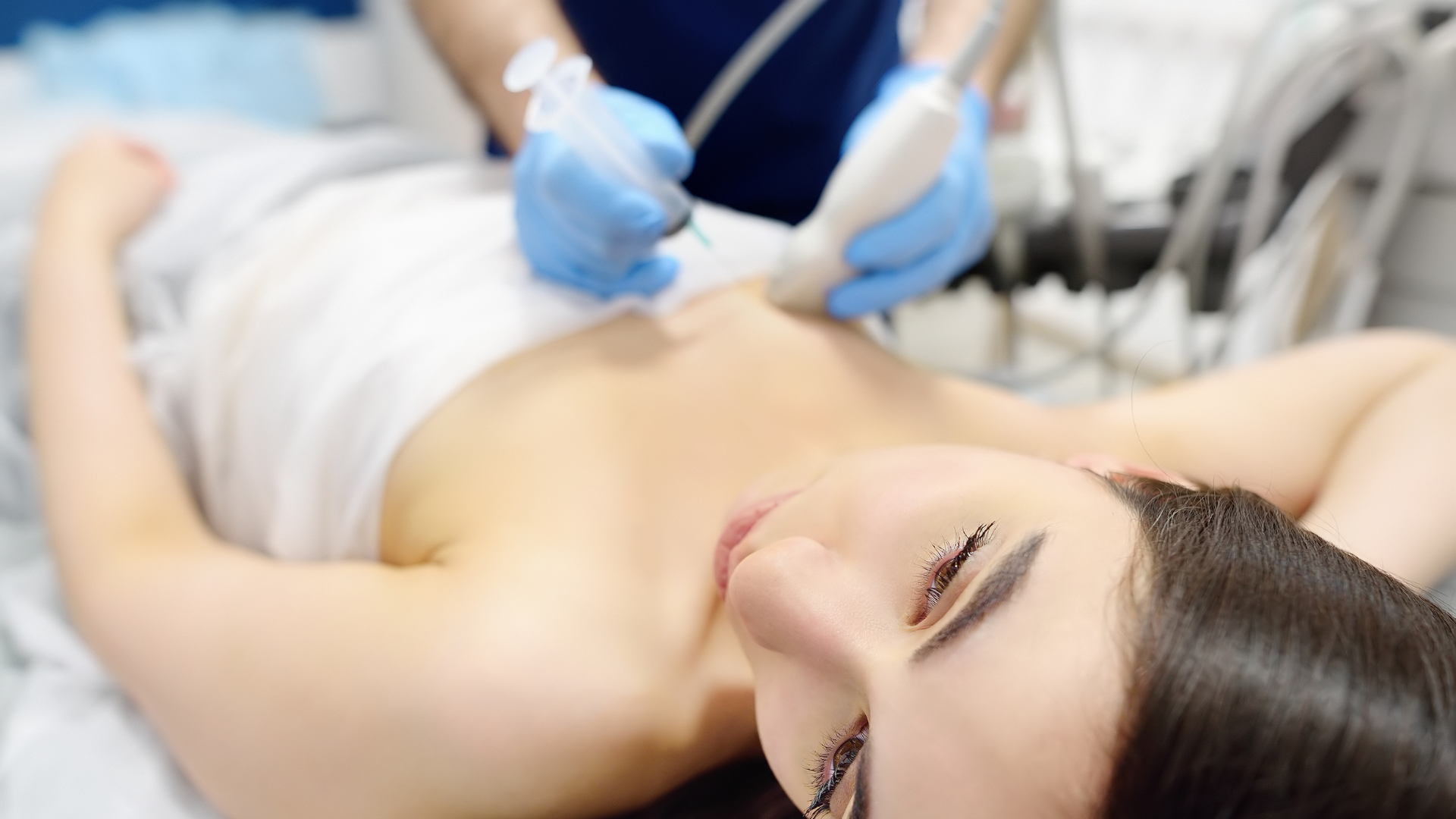 Sinh thiết có thể được chỉ định nếu nghi ngờ bướu sợi tuyến có nguy cơ bất thường