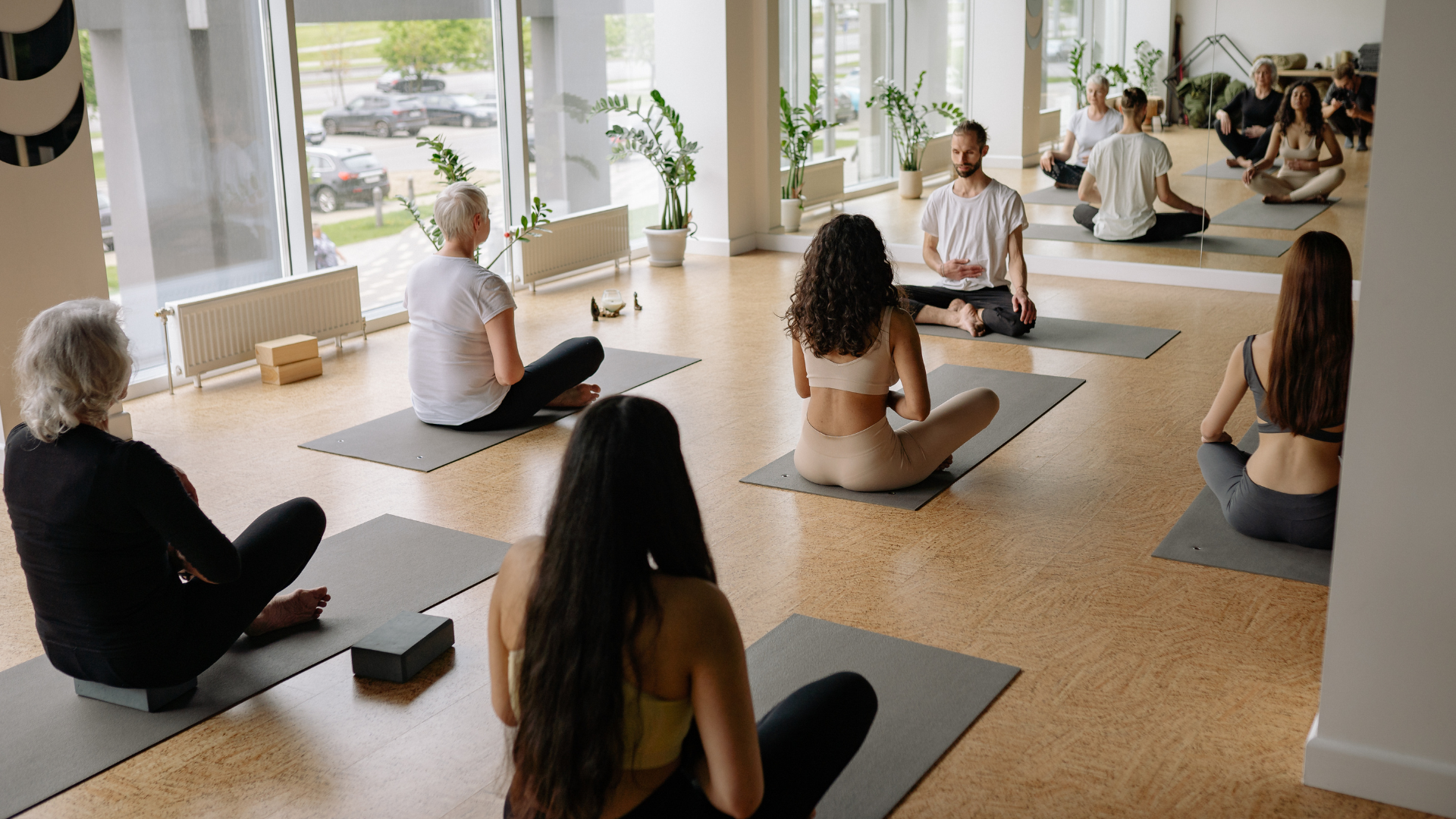 Các bài tập yoga trị rối loạn nội tiết tố và một số lưu ý khi tập