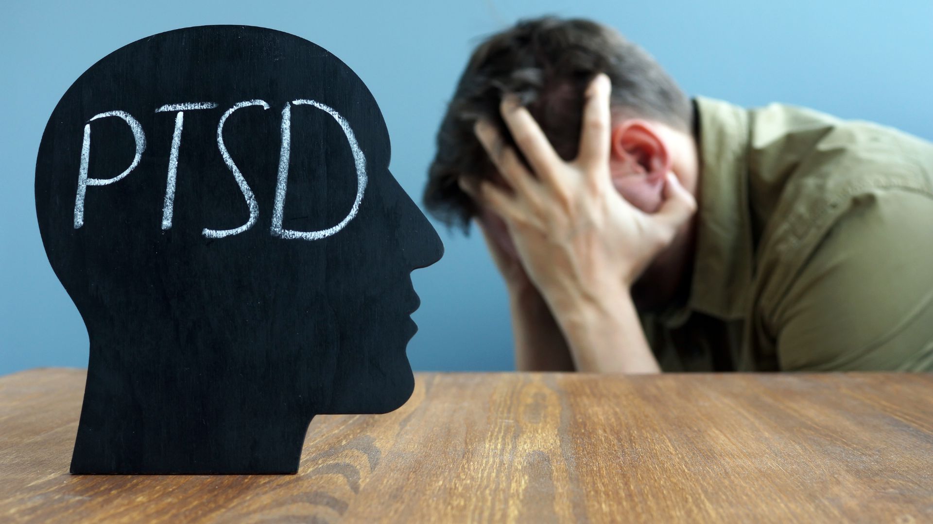 Sau một tổn thương tâm lý lớn có thể dẫn đến một người mắc bệnh PTSD