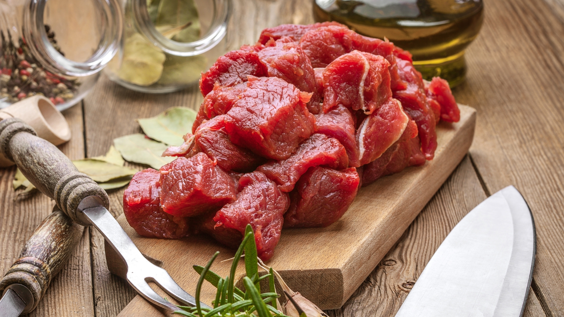 Thịt bò thường được nhắc đến như nguồn cung cấp sắt và protein dồi dào