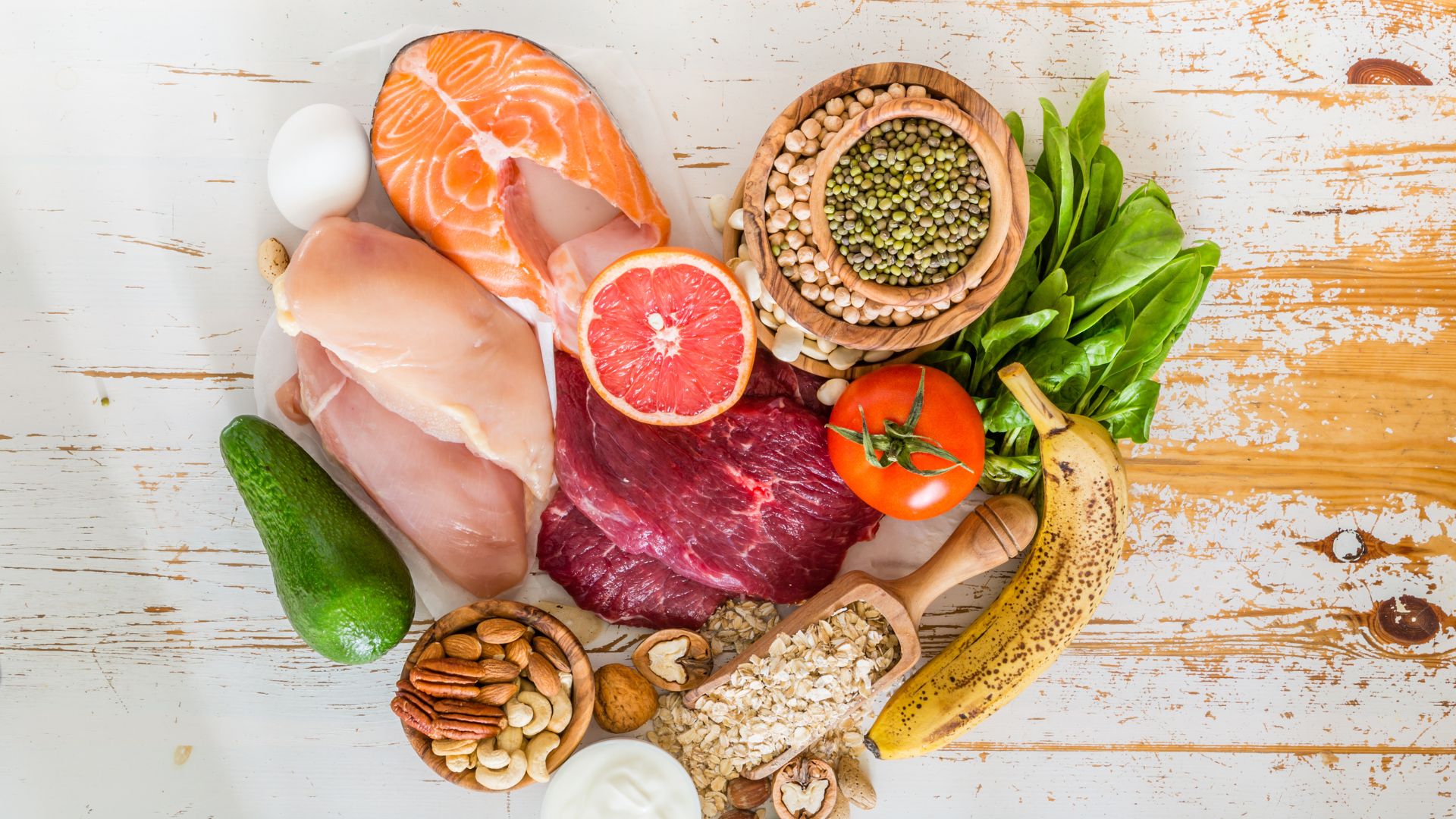 Những thực phẩm tươi, giàu dinh dưỡng nhưng ít năng lượng là chìa khóa của bữa ăn cân bằng