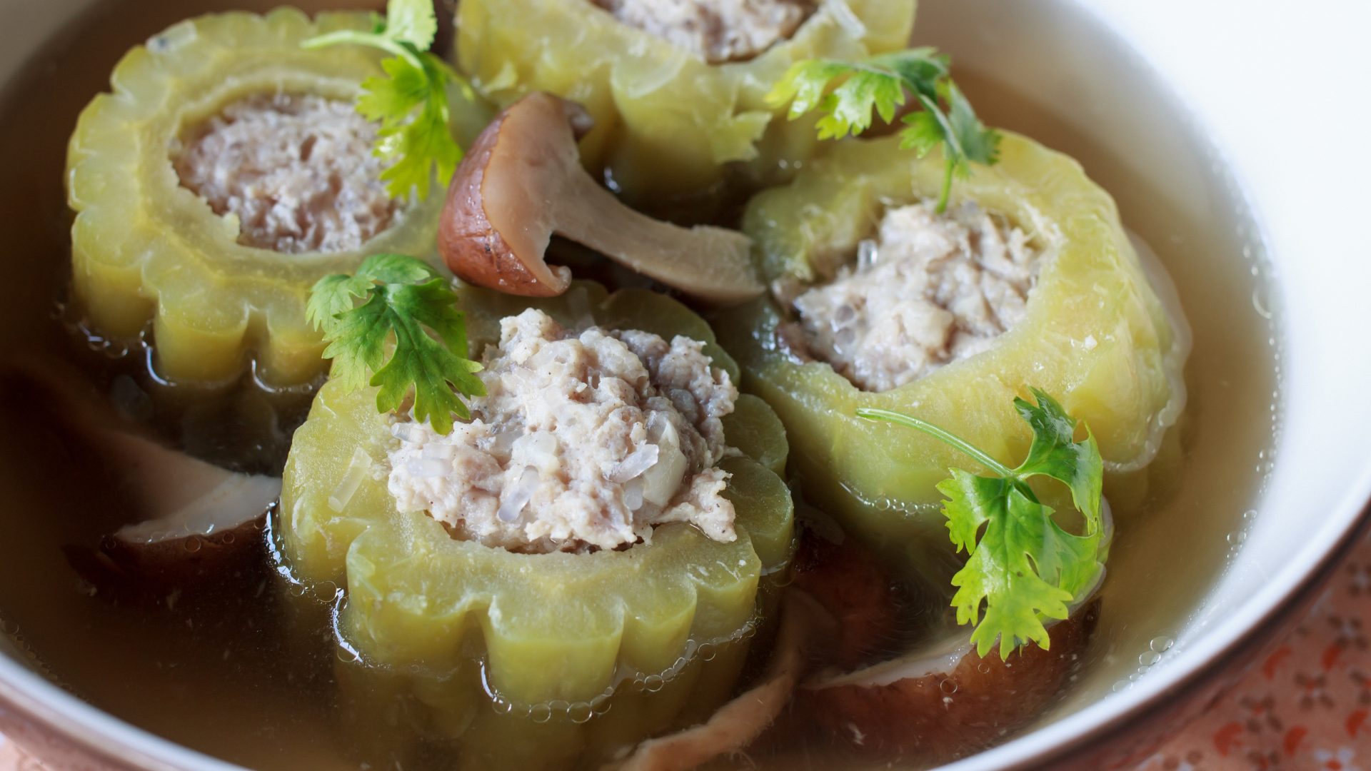 Người bệnh tiểu đường có thể cân nhắc bổ sung canh khổ qua nhồi thịt vào thực đơn