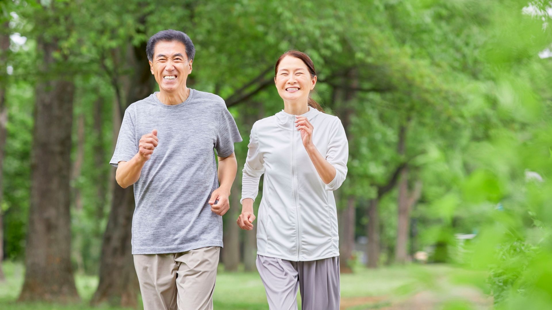 Vận động đúng cách giúp cải thiện mật độ xương và phòng ngừa té ngã